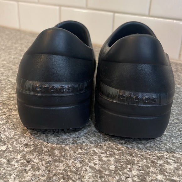 Crocs Neria Pro II Black Graphic Rose Womens 8 Slip On Work Clogs Dual Comfort - Picture 4 of 6